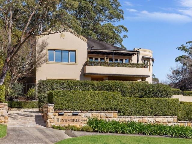 Exceptional Over 55's Living, North Facing with Golf Views