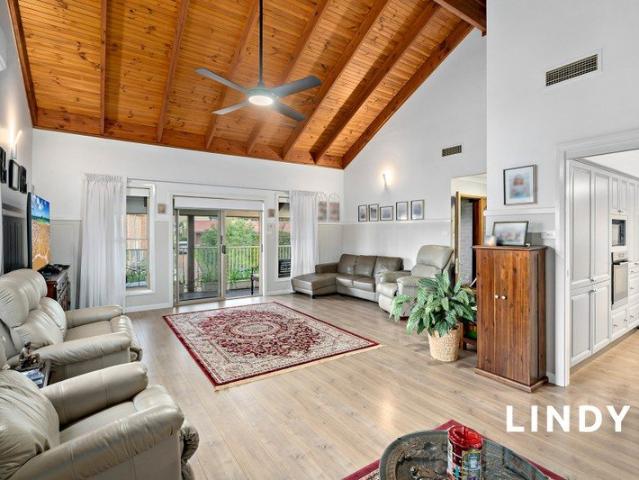 EXCEPTIONAL PRESENTAION, SPACE AND VIEW.