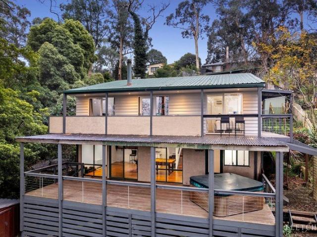 Exceptional Quarter Acre Entertainer Near Town