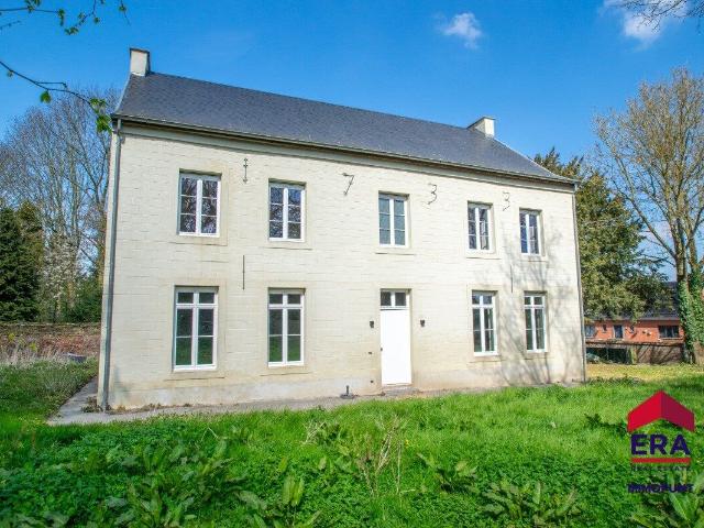 Exceptional Renovated Presbytery in Goetsenhoven