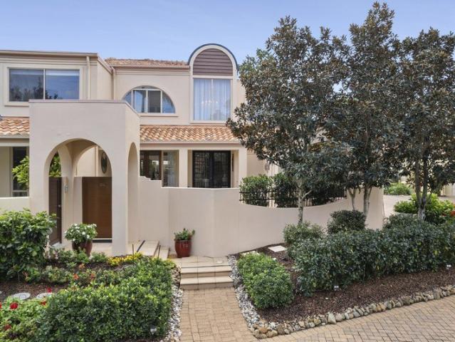 Exceptional Renovation. Prestigious Noosa Springs Address
