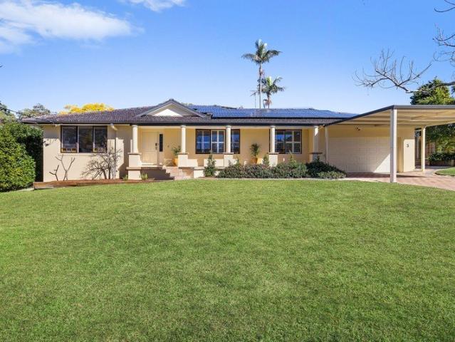 Exceptional single level family home, ready to enjoy