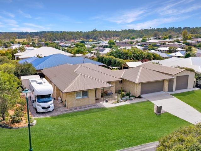 Exceptional Side Access, A Large Shed, Low Maintenance & Corner Block In Town!