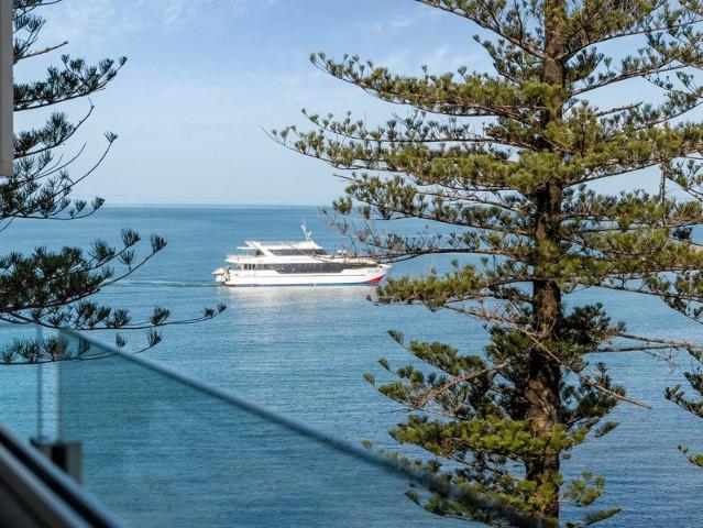 EXCEPTIONAL SPACE AND LIFESTYLE IN PRIZED WATERFRONT SETTING