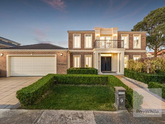 Exceptional Space & Family Flexibility in the Heart of Rivergum Estate