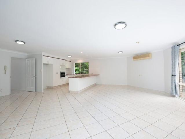 Exceptional Space in Premium Position