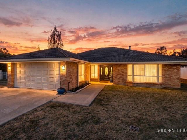Exceptional Space Living & Family on 1,858m²