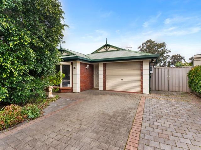 Exceptional Space, Smart Design & Prime Suburban Living in Mitchell Park