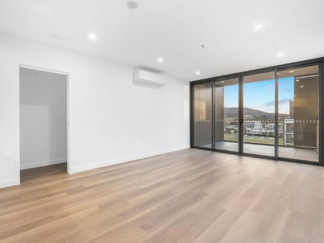 Exceptional & Spacious Koko in Wright