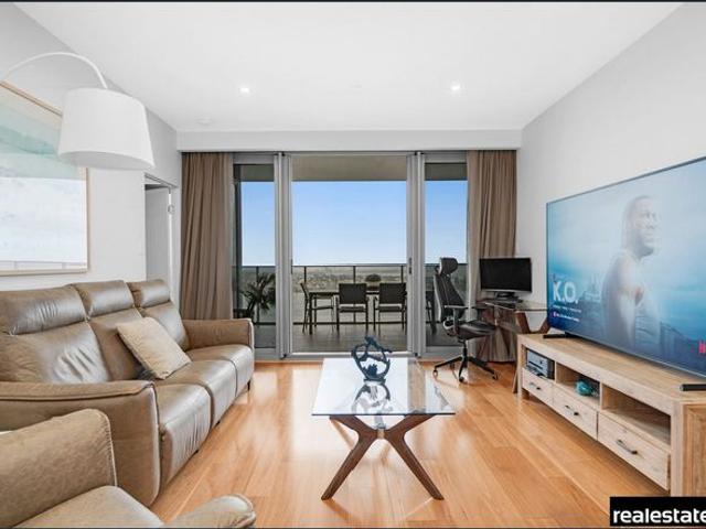 EXCEPTIONAL SUB PENTHOUSE!