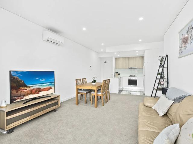Exceptionally convenient urban living