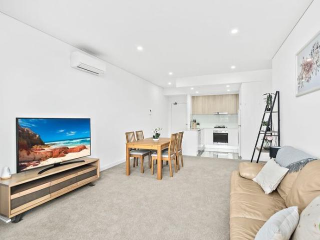 Exceptionally convenient urban living