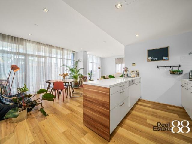 Exceptionally Large Inner City One Bedroom
