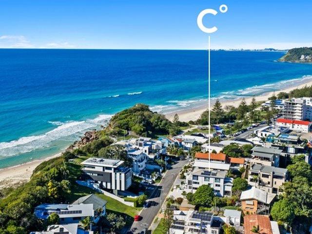 Exceptionally Renovated Villa in a Coveted North Burleigh Hill Setting