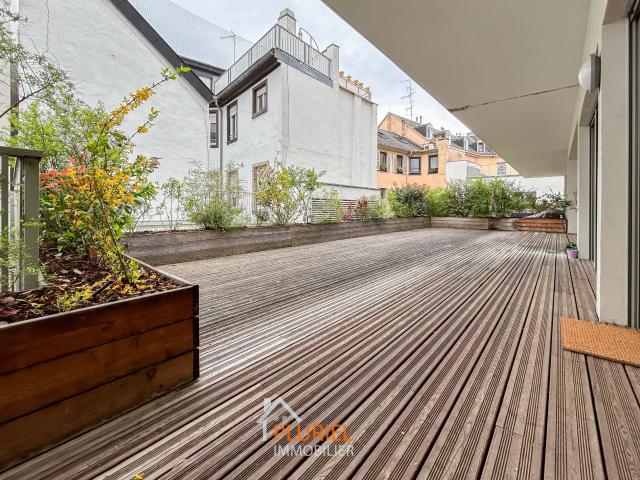Exceptionnel 3 pièces 92m² au PLAZA Exceptionnel 3 pièces 103m² en hyper centre de Strasbourg Magnifique 2 pièces 37.5m² à NEUDORF Magnifique 4 pièces 105m² meublé Quai Mullenheim Exceptionnel 3 pièces 60.7m² à BISCHHEIM