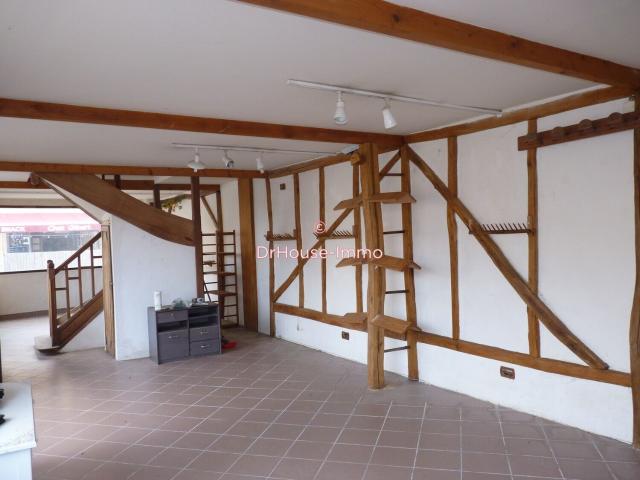 À VENDRE BÂTIMENT COMMERCIAL ET ARTISANAL EMPLACEMENT N1 EN ARIÈGE 09