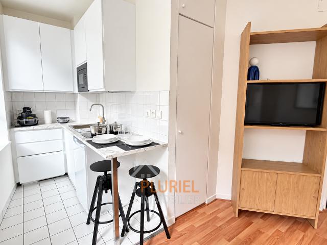 Exceptionnel 2 pièces 31m² meublé Place Broglie Exceptionnel 3 pièces meublé 58m² à la Krutenau Magnifique 6 pièces 180m² Place de la République/Contades Magnifique 3 pièces 47.3m² meublé la Krutenau Magnifique 1 pièce 33.2m² à la Krutenau Chambre étudian