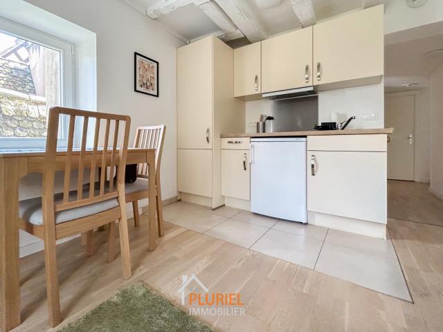 Exceptionnel 2 pièces meublé Place Gutenberg Strasbourg Magnifique 2 pièces 38.5m² Quartier Wacken à STRASBOURG Magnifique 2 pièces de 57m² avec terrasse de 40 m² Place Broglie Charmant 2 pièces de 44,40 m² avec balcon en plein cœur de Strasbourg Joli 4 p