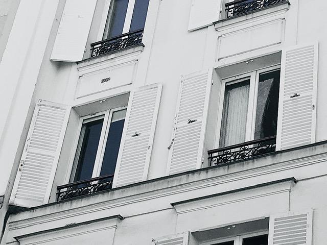 EXCEPTIONNEL APPARTEMENT 2 PIÈCES 48 m² + CAVE 11 m² PARIS 6e ARRONDISSEMENT RUE DE SÈVRES À VENDRE