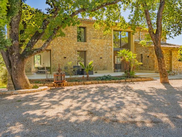 Exceptionnel Domaine De 27 Hectares Bastide Remarquable En. 324m² Les arcs
