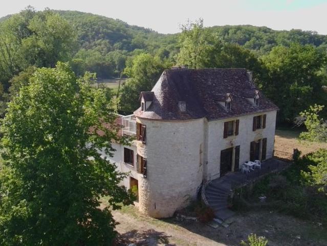 Exceptionnel ! Moulin à eau, tour médiévale de 1344, grande. 146m² Saint Denis Catus