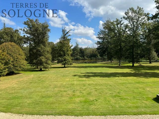 Exceptionnelle propriété de 77 hectares en Sologne – Enclos Cyné