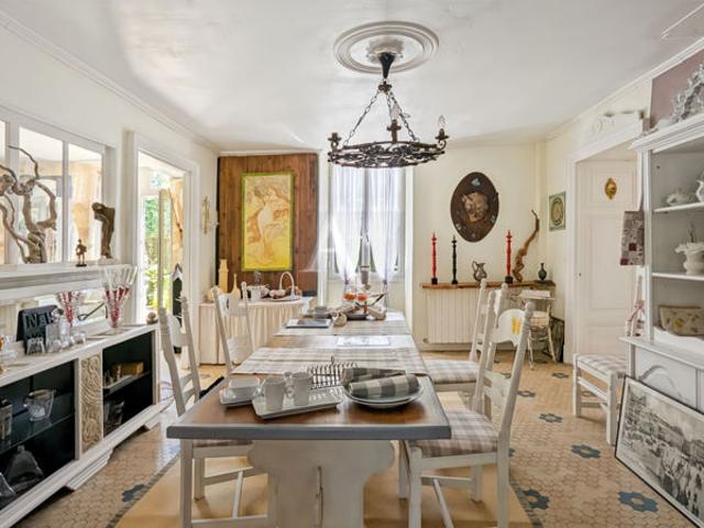 Maison de famille avec 3 hectares