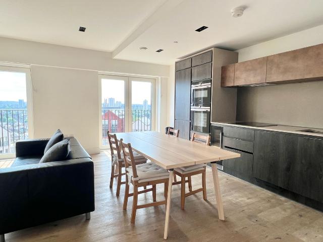 Exchange Gardens, London SW8, 1 bed flat to rent, £3,000 pcm | PrimeLocation