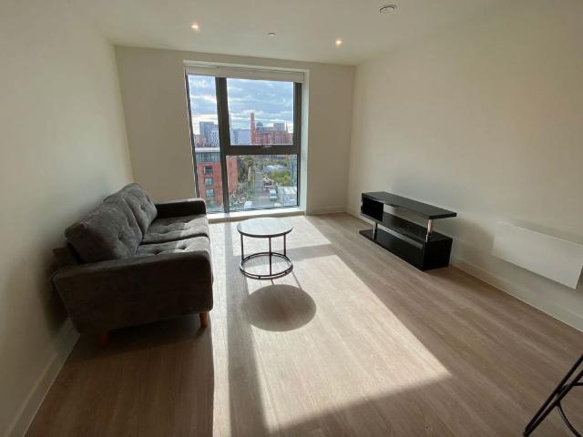 Exchange Point, Salford M3, 1 bed flat to rent, £1,350 pcm | PrimeLocation