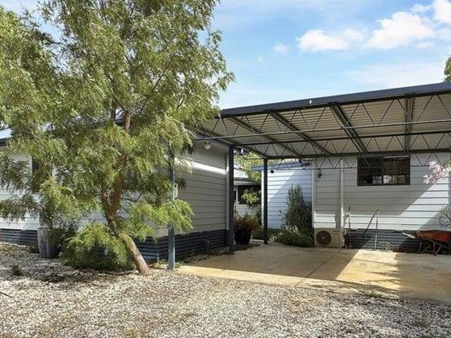 EXCITING INVESTMENT OPPORTUNITY DUAL DWELLINGS ON ONE TITLE!
