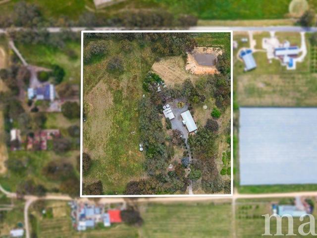 Exciting opportunity to secure a lifestyle property in Flaxman Valley.