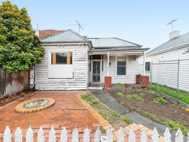 Exciting Opportunity In Quiet Cul De Sac