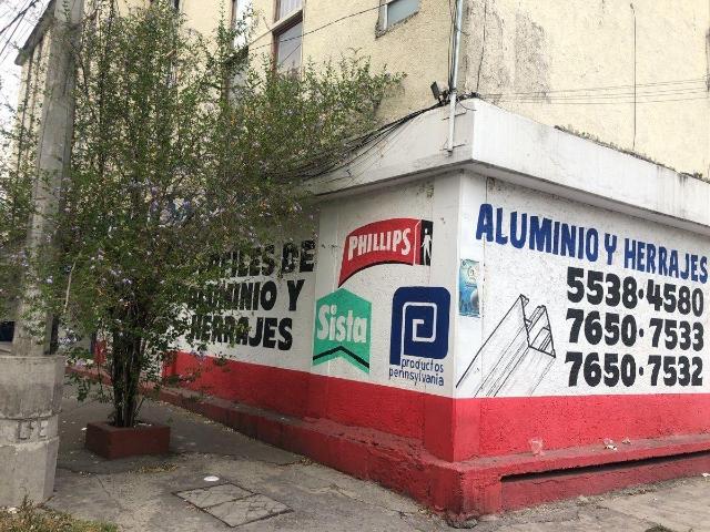 EXCLENTE LOCAL COMERCIAL EN RENTA! EN CALZADA DE LA VIGA