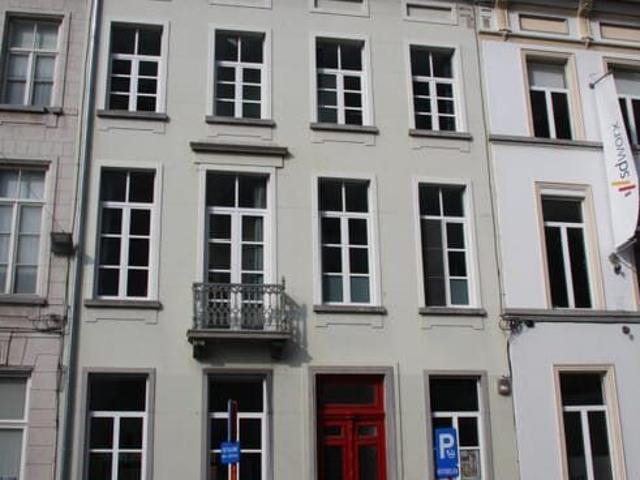 Exclusief 1 SLK appartement met ruim terras in Mechelen