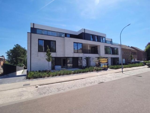 Exclusief nieuwbouwpenthouse met 3 slaapkamers in Residentie Emiel – Beerzel
