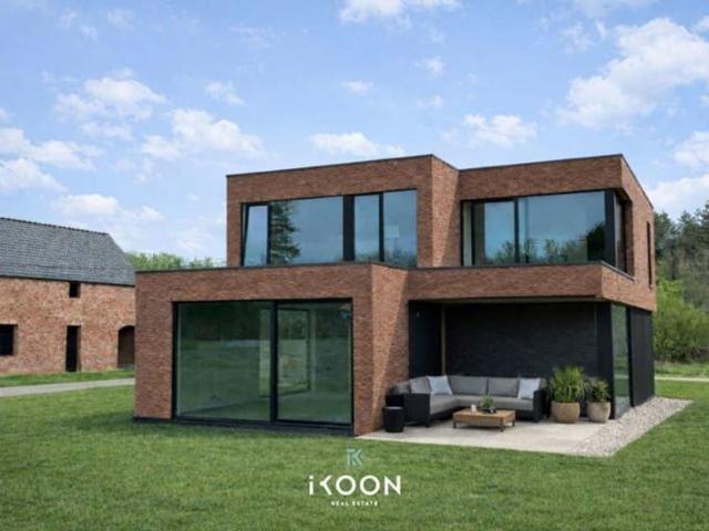 Exclusieve nieuwbouwvilla 191 m² 4 slpk + kantoorruimte