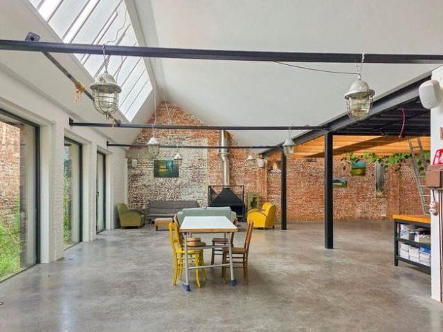 Exclusieve loftwoning van 329 m² met professionele keuken t…