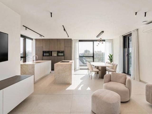 Exclusieve penthouse met ruim zonneterras te Haacht