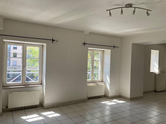 EXCLUSIF A SAISIR MONTBELIARD centre ville avec PARKING COUVERT