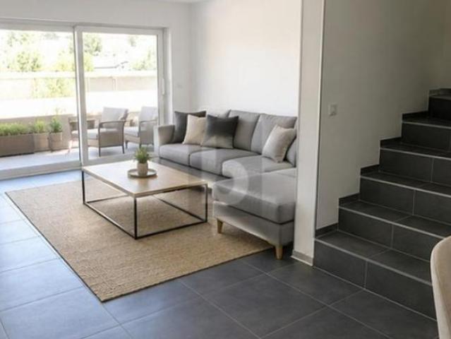 EXCLUSIF, LUMINEUX AVEC BALCON