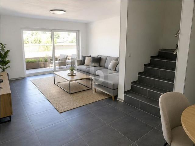 EXCLUSIF, LUMINEUX AVEC BALCON