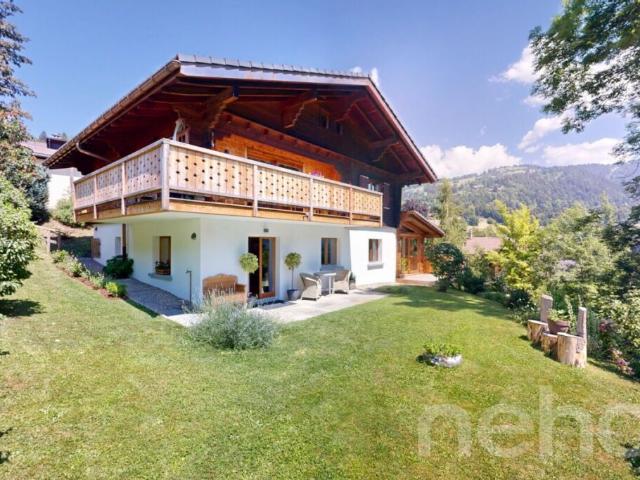 Exclusif: magnifique chalet de 2 appartements