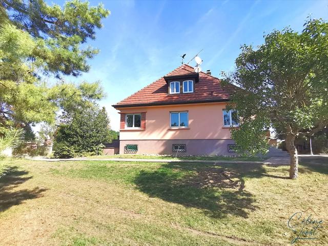 EXCLUSIF ! Maison 8P de 196 m2 hab. sur 22 ares 196m² Widensolen