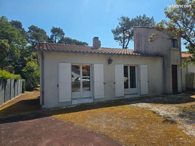 EXCLUSIF Plage et commerces à pied
