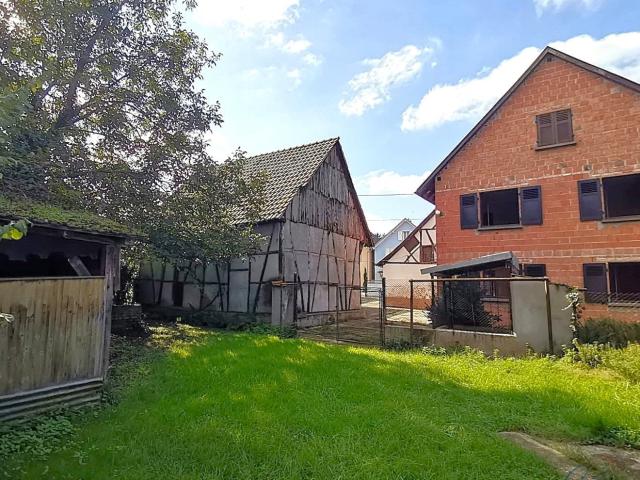 Exclusif Propriété composée de 2 maisons et dépendances su. 180m² Artolsheim