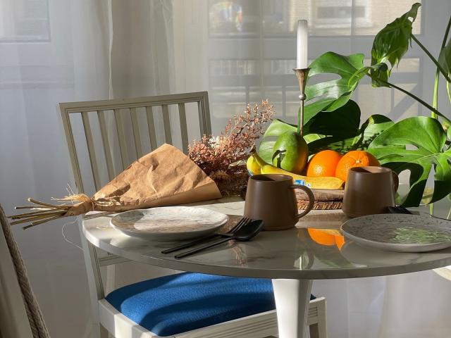 Modern Apartment Near City Centre | Vineyards | Parking | Family Friendly