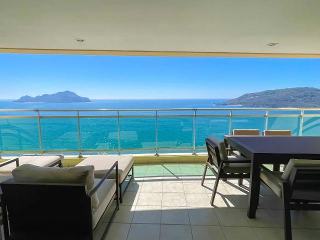 Exclusivo Condominio a pie de playa en Venta en Las Gavias Golden Shores