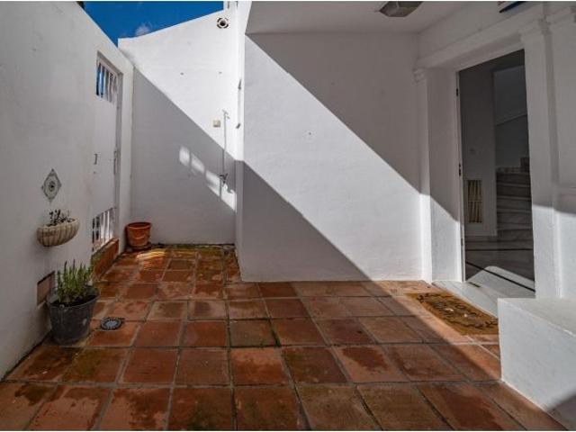Exclusivo casa pareada en Urbanización El Serrallo