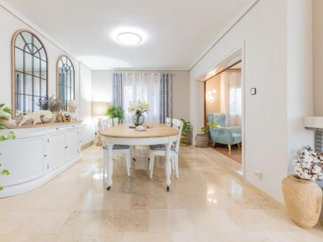 Exclusivo chalet con encanto en San José de Requena
