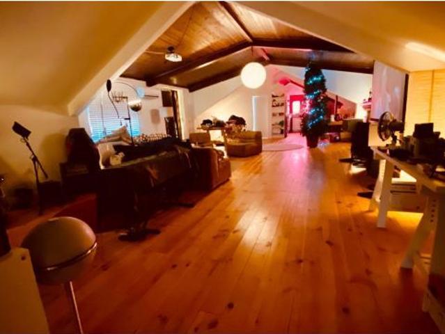 ¡Exclusivo Chalet en Granada!